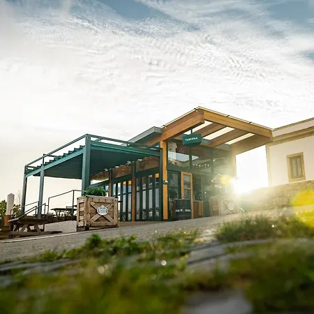 Szálloda Faro Lariño