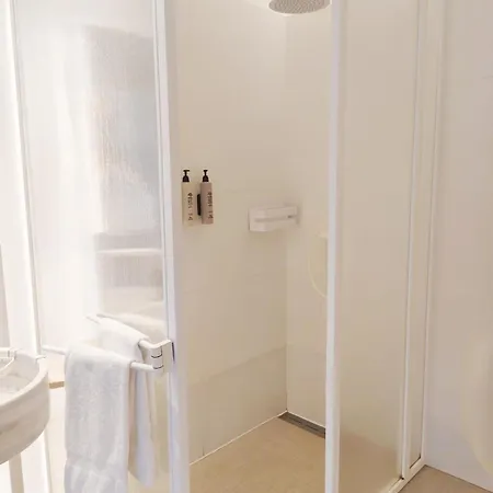 Szálloda Faro Lariño