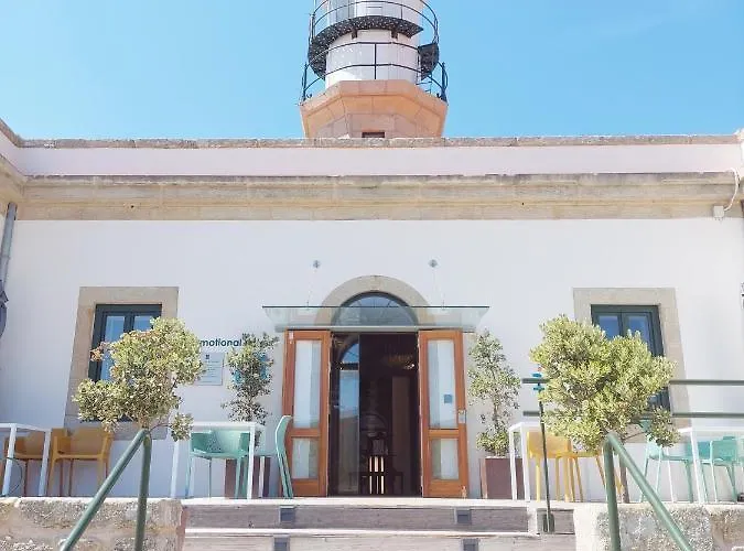 Szálloda Faro Lariño