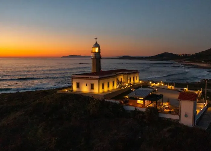 Faro * Lariño